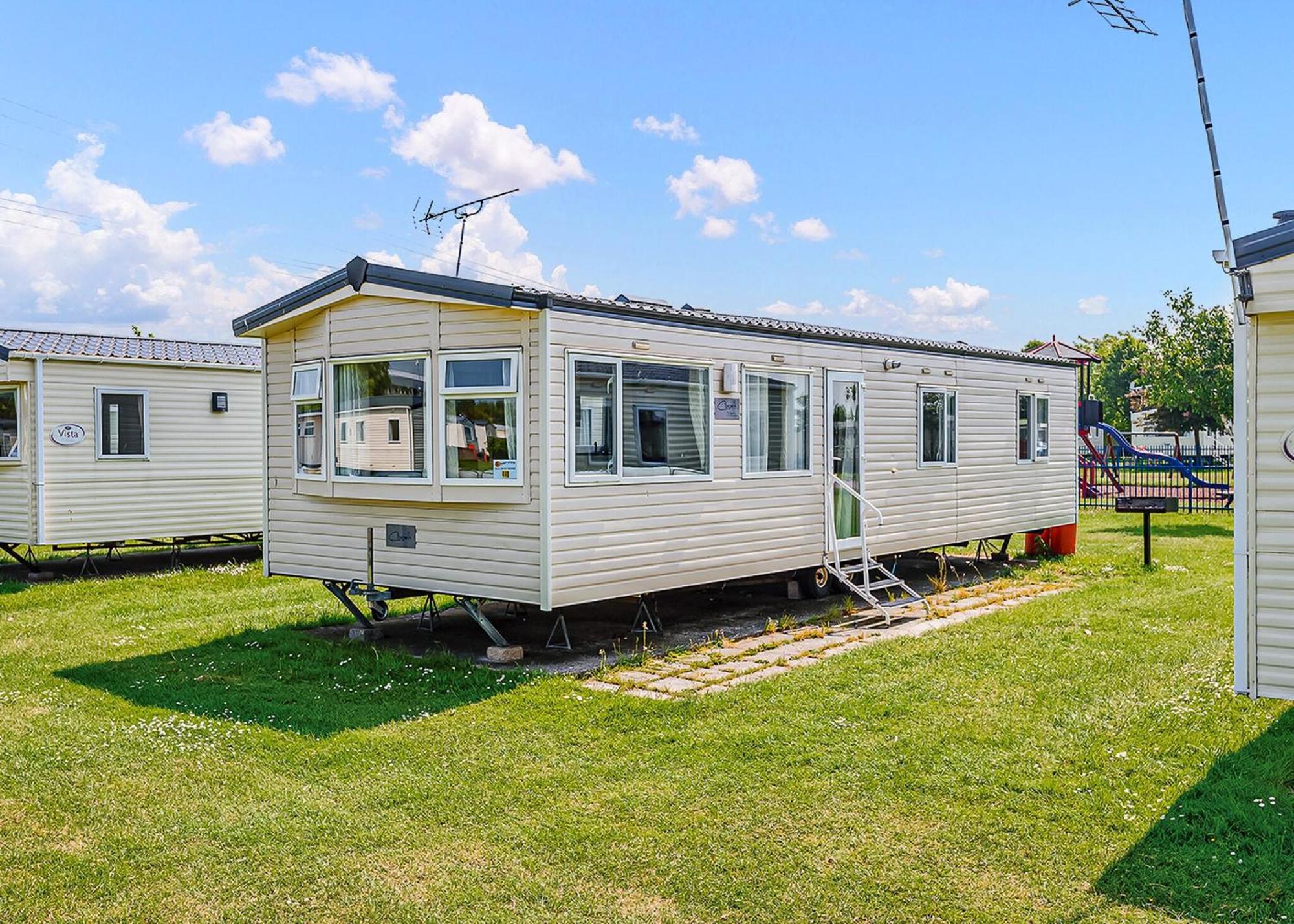 Holiday park Riverside Caravan *